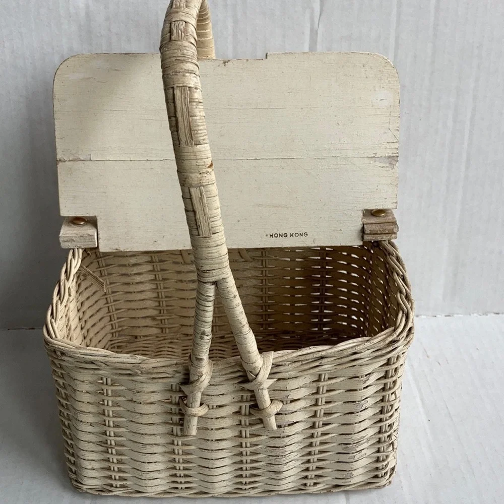 Vintage Hong Kong white distressed small basket
